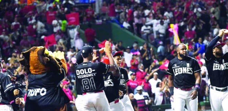 Los «Duros de Matar» lo hicieron otra vez, Escogido viene de atrás y gana primero de la final