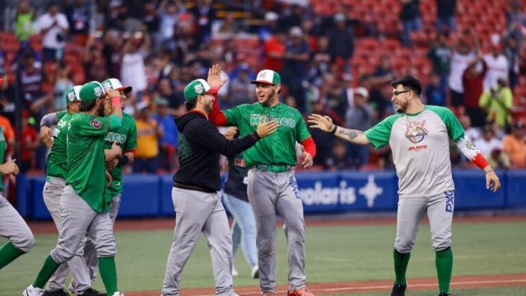 ¡¡MÉXICO ELIMINA A DOMINICANA!! (México Verde (Tomateros) elimina a los Leones del Escogido en la Serie del Caribe)