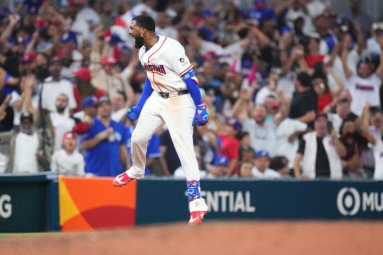 ¡¡Dominicana aplastó Nicaragua al compás de tres jonrones!!