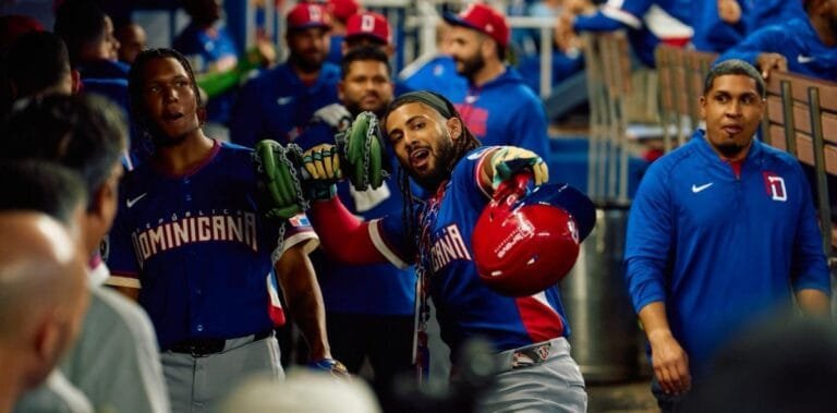 Dominicana ruge en el Clásico: noquea a Israel y avanza a los Cuartos de Final