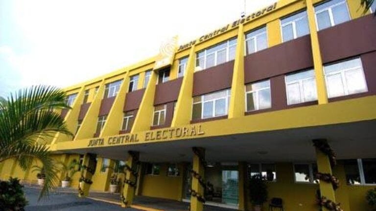 Cumpliste años en abril y no sacaste tu cédula, esto es lo que debes saber