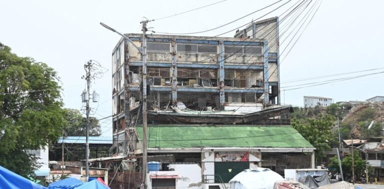 ¡¡SIGUE EN AUMENTO LOS FALLECIDOS!! (Suben a 3,342 los fallecidos por terremotos en Venezuela)