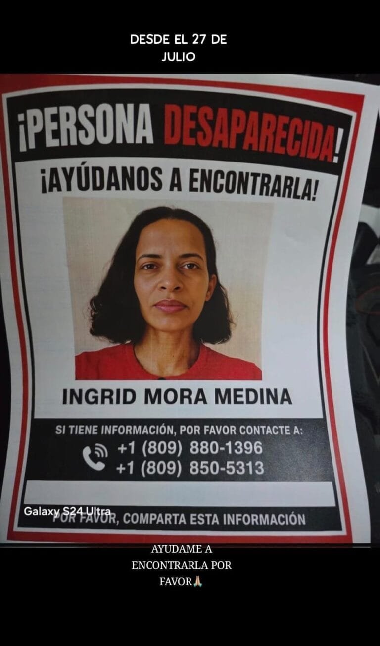 ¡¡DESAPARECIDA!! (Familiares y amigos piden la colaboración para encontrarla)